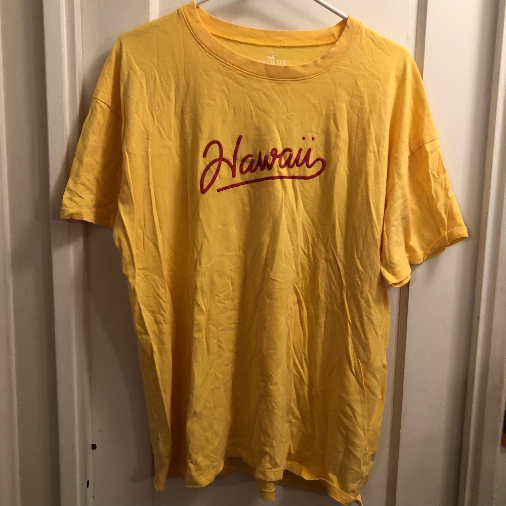 Hollister Yellow Hawaii shirt